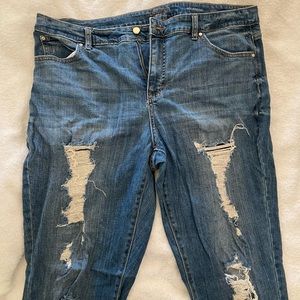 Jennifer Lopez capris size 16w